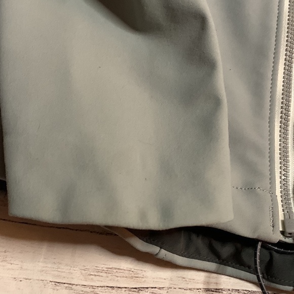 The North Face Summit Series Jacket - Picture 3 of 16